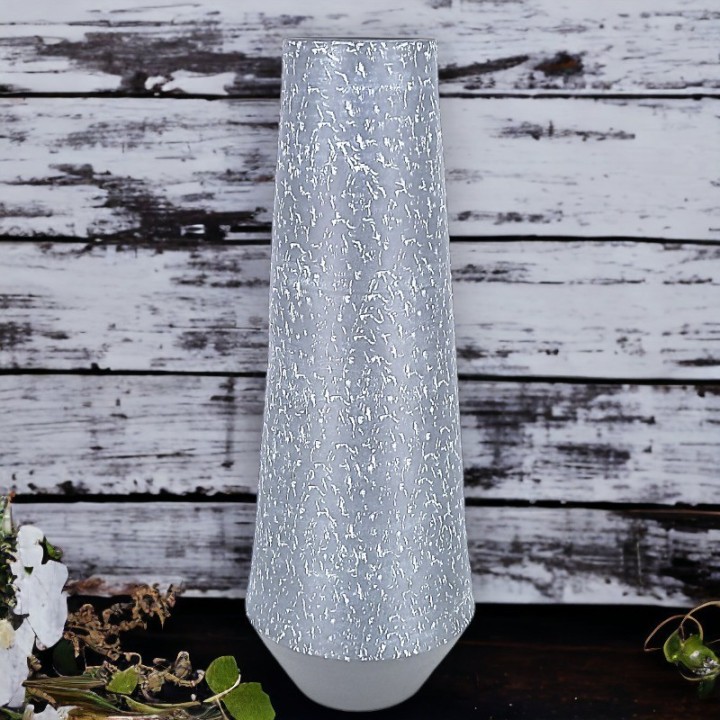 Contemporain vase gris sec avec gravure