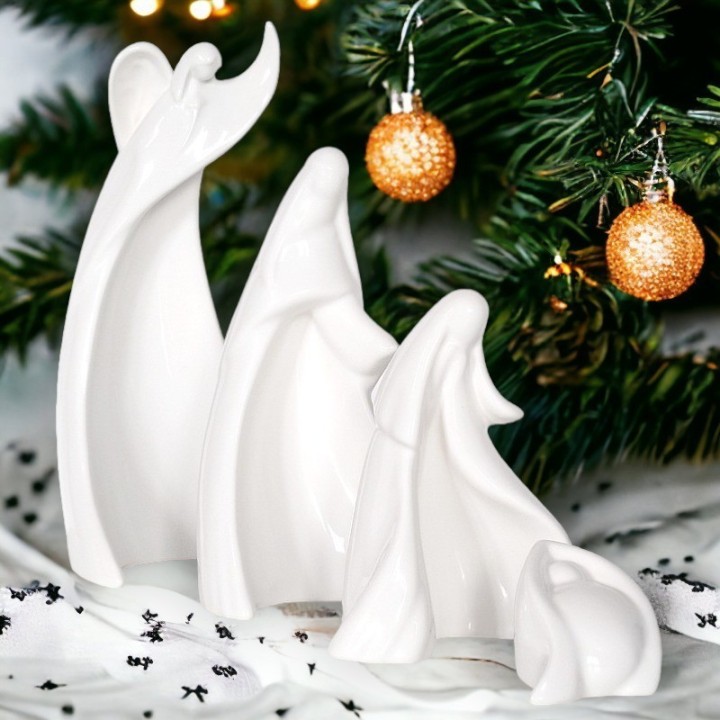 Christmas crib (set of 4 pieces)