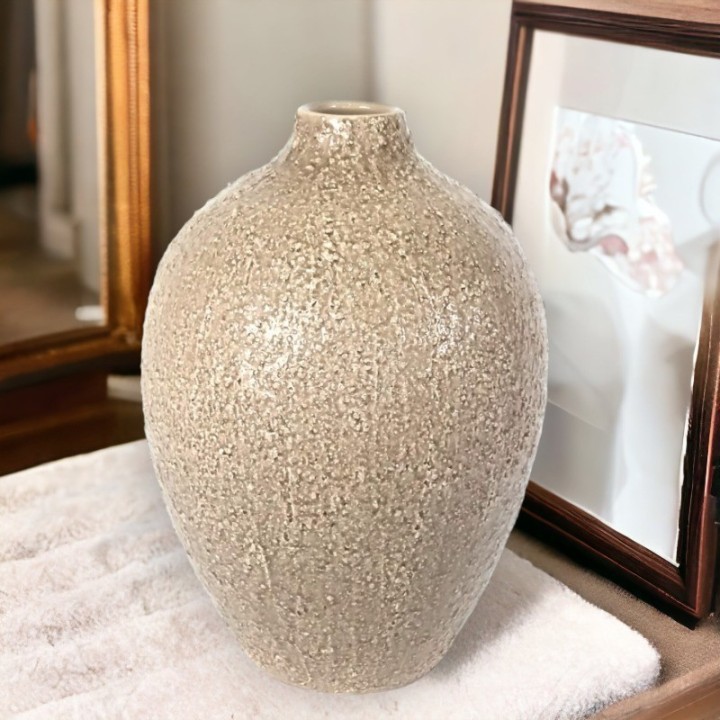 Sand modern vase