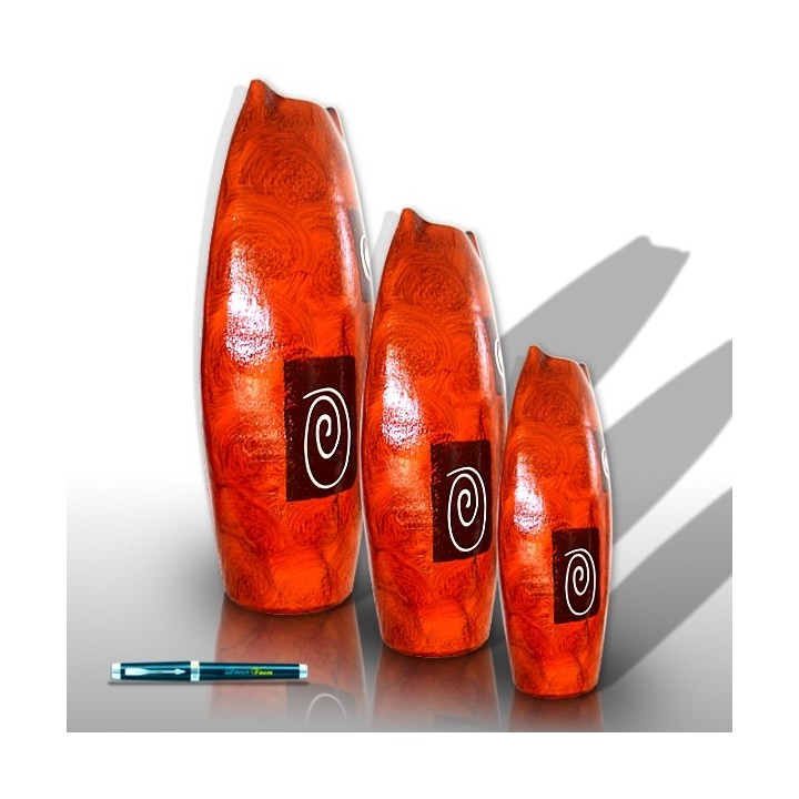 3X orange vases with snails.