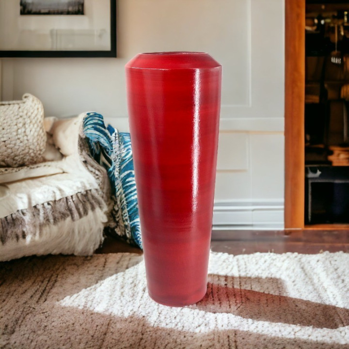 Primo piano artigianale della ceramica Grande vaso di terracotta