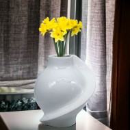 vaso Saturno contemporaneo in ceramica pregiata