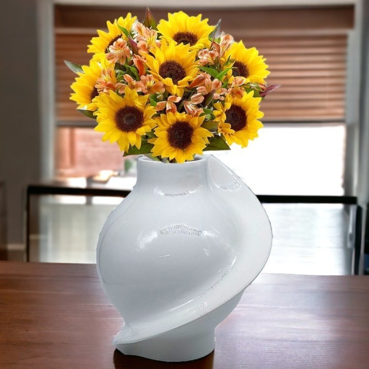 vase Saturne contemporain en céramique fine