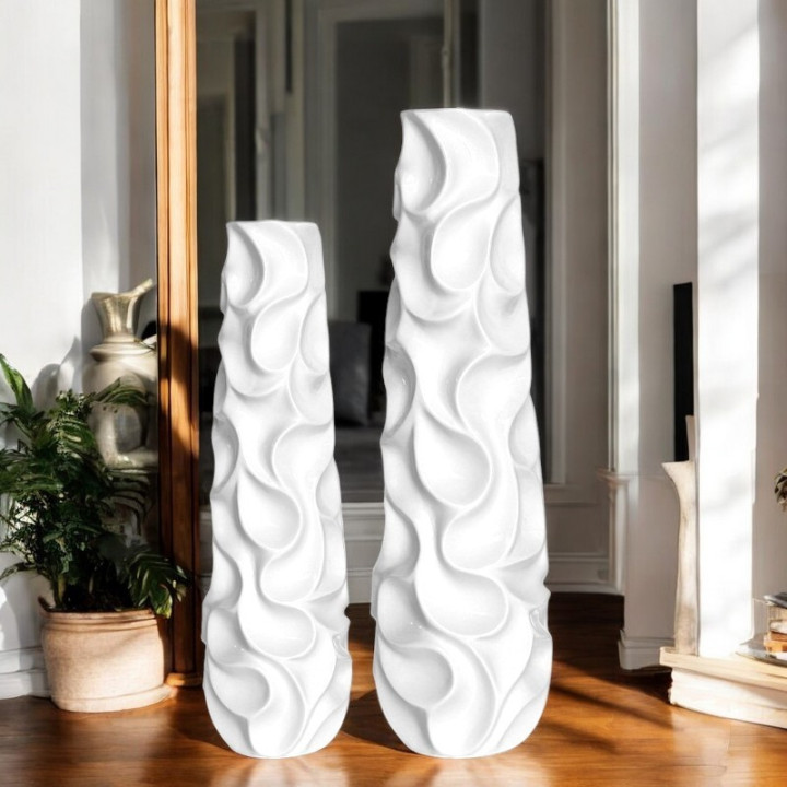 Drop vase in glazed decorative pottery