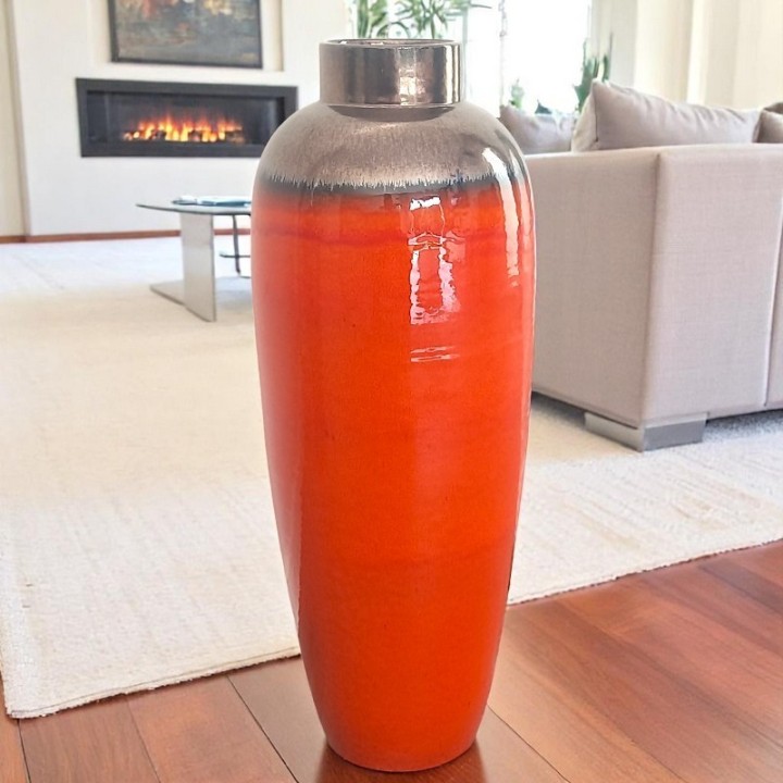 Schmuckvase mit Spitze in schwarze Farbe