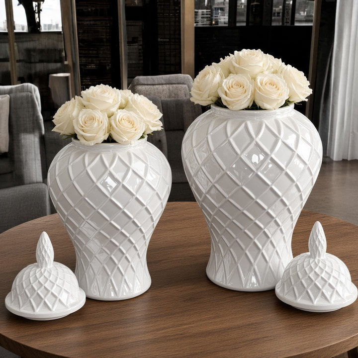 Pots a gingembre ceramique blanche avec roses vue face
