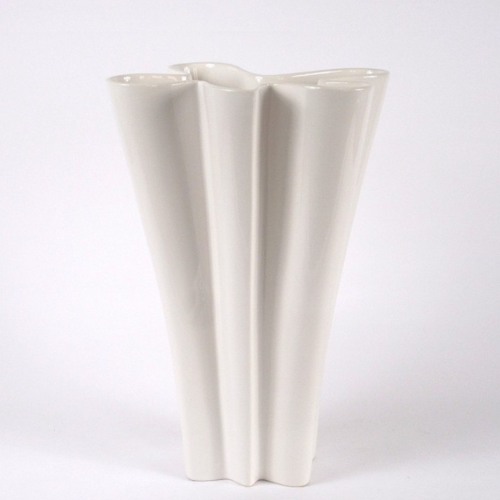 Handkerchief vase